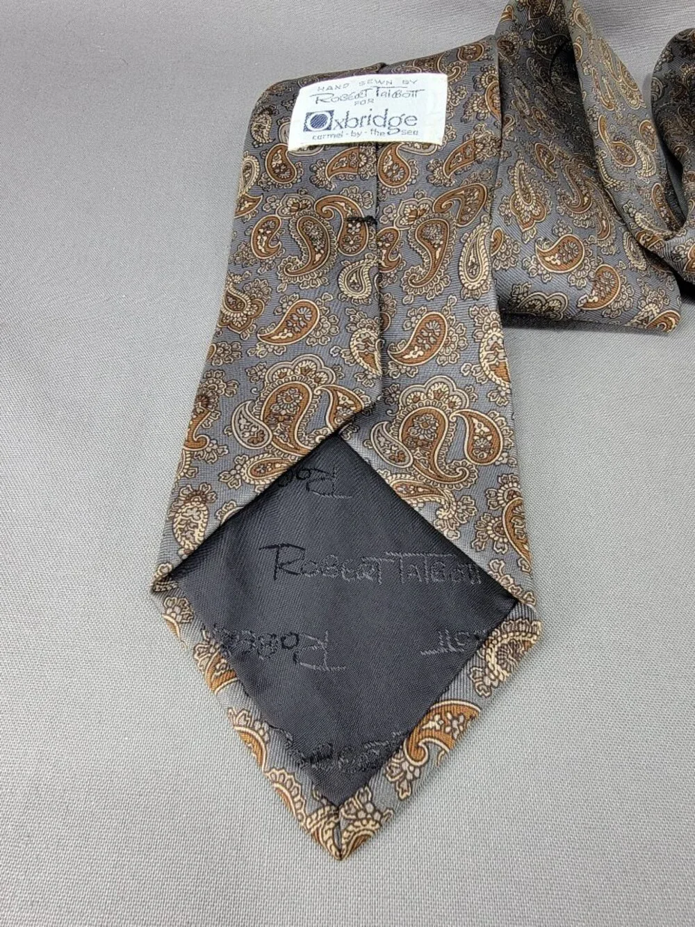 Vtg Robert Talbott Oxbridge Silk Necktie Tie Mens Gray Brown Paisley Print